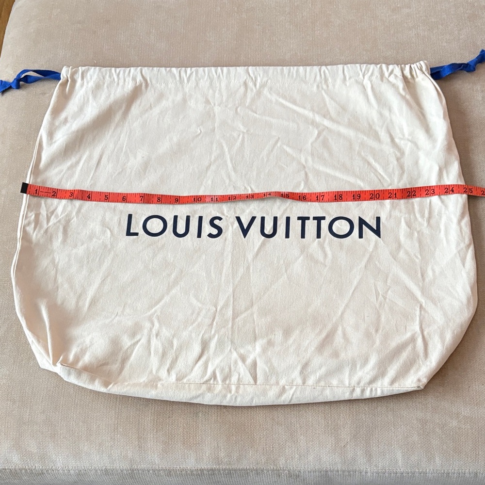 Louis Vuitton Cream Bag dust bag